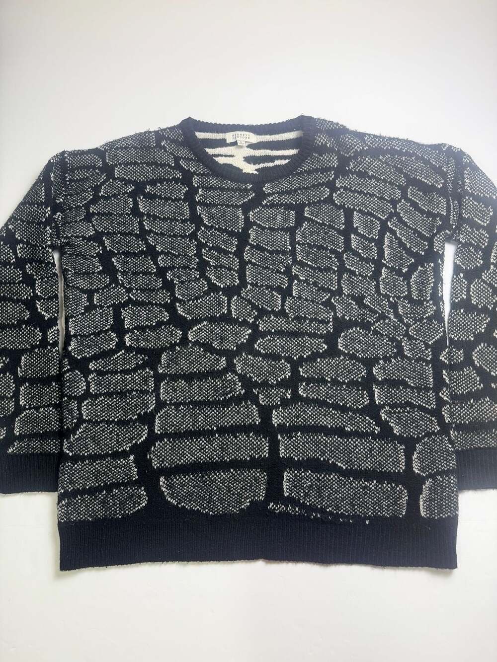 Barneys New York Mens Large Black White Textured Brick Pattern Crew Neck Sweater